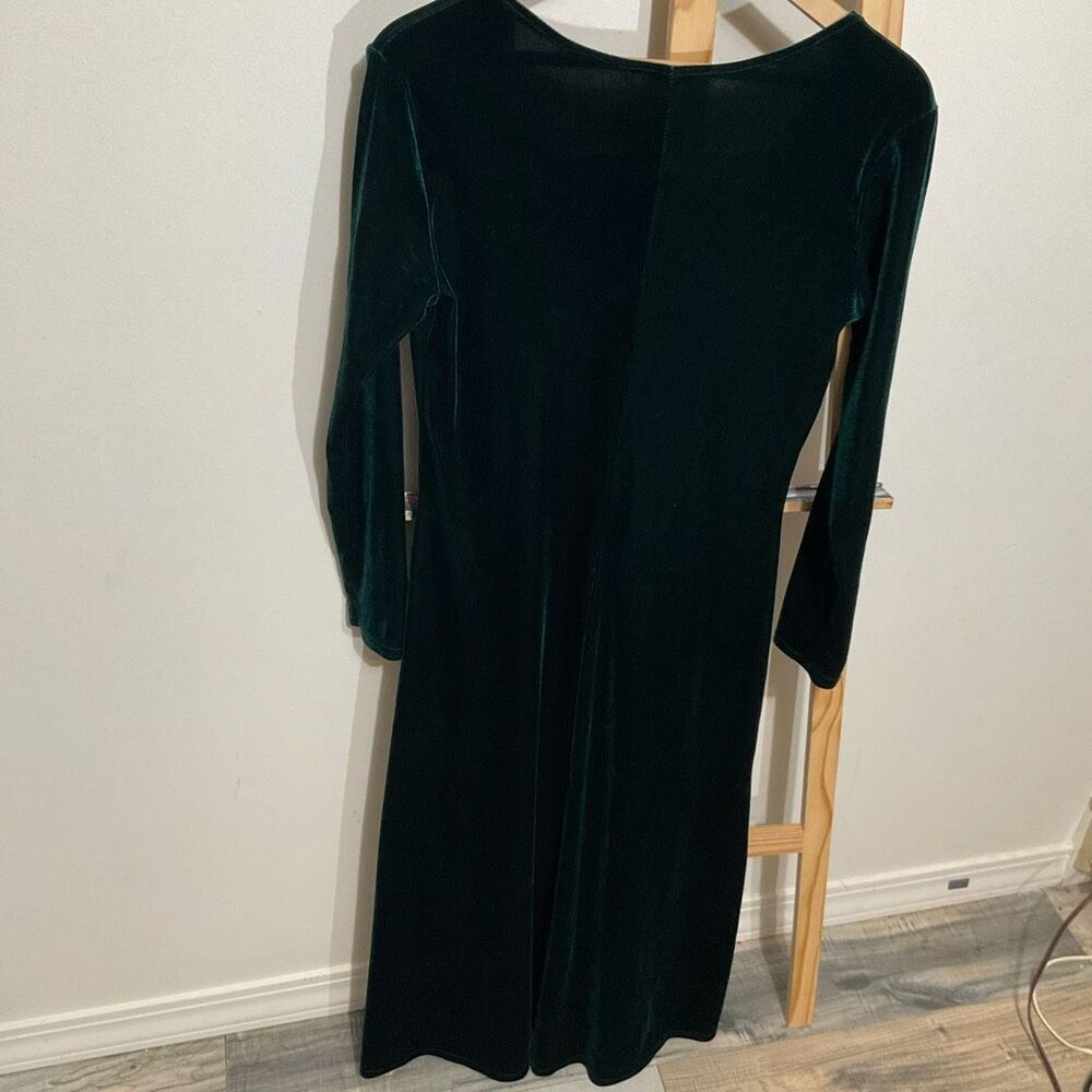 Emerald Green Velvet Long Dress one size fits most - Picture 2 of 9